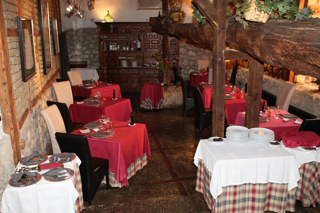 Casa Del Abad Hotel Ampudia
